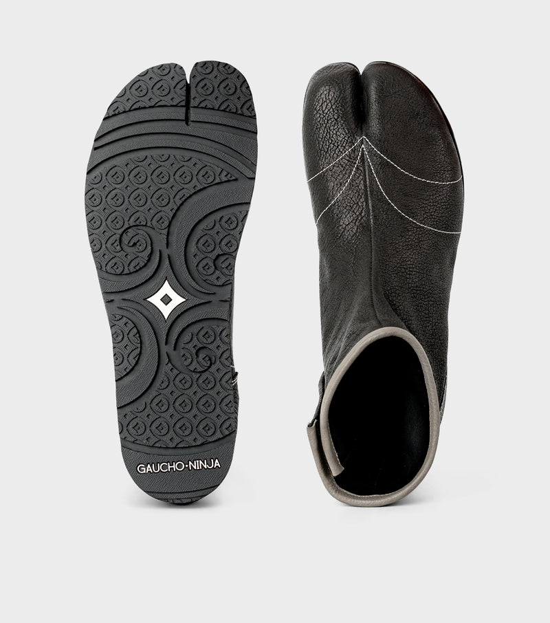 Hattori Hanzō Ninja Tabi Boots by Gaucho Ninja